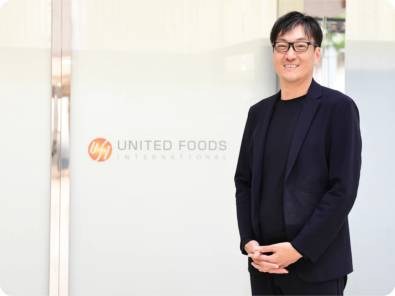 UNITED FOODS INTERNATIONAL株式会社 代表取締役　青木 啓之